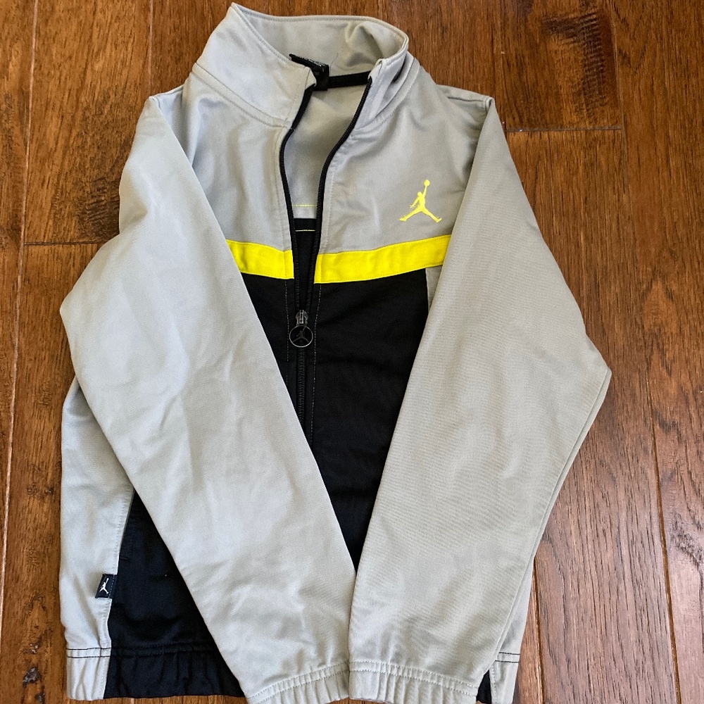 Jordan light weight zip up.